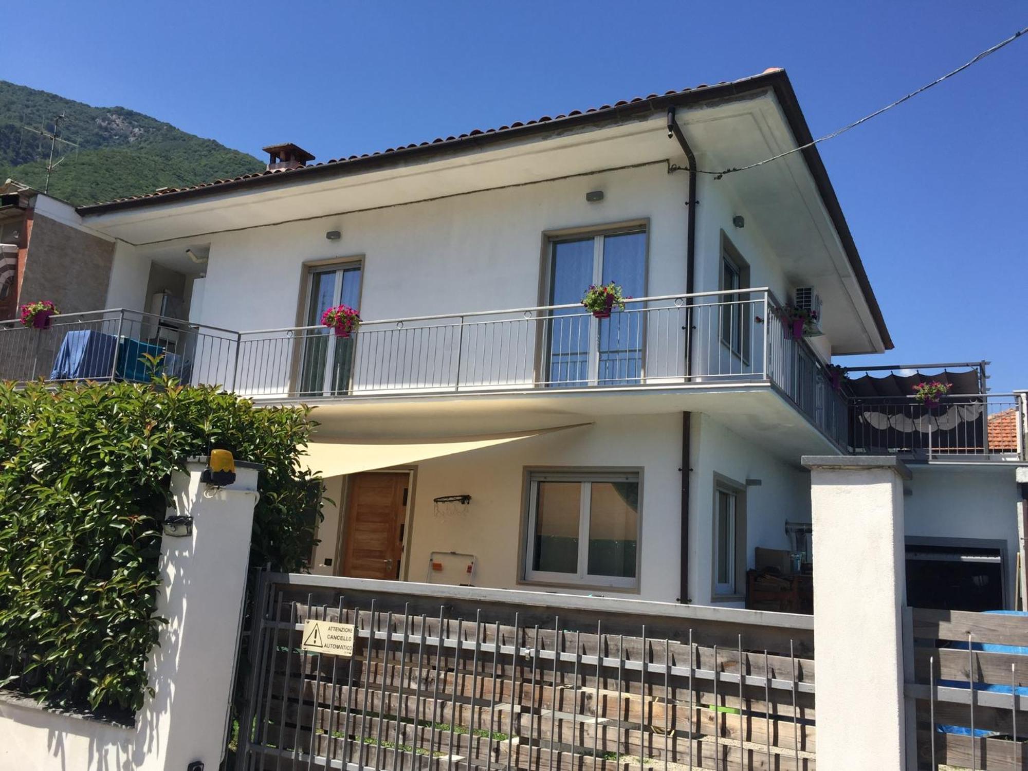 Apartamento Da Tosca Gravellona Toce Exterior foto